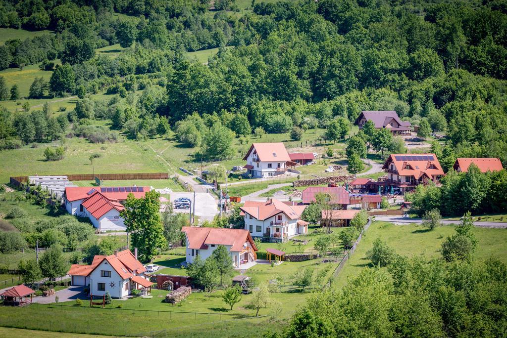 Nemeth Resort โซวาตา ภายนอก รูปภาพ